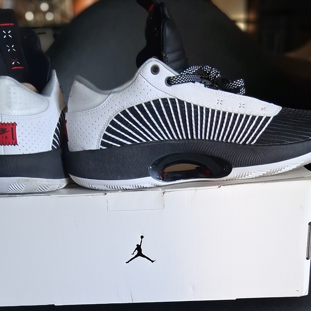 Jordan XXXV White Metallic Silver Black Low Mens 11.5 With Original Box - Picture 10 of 16